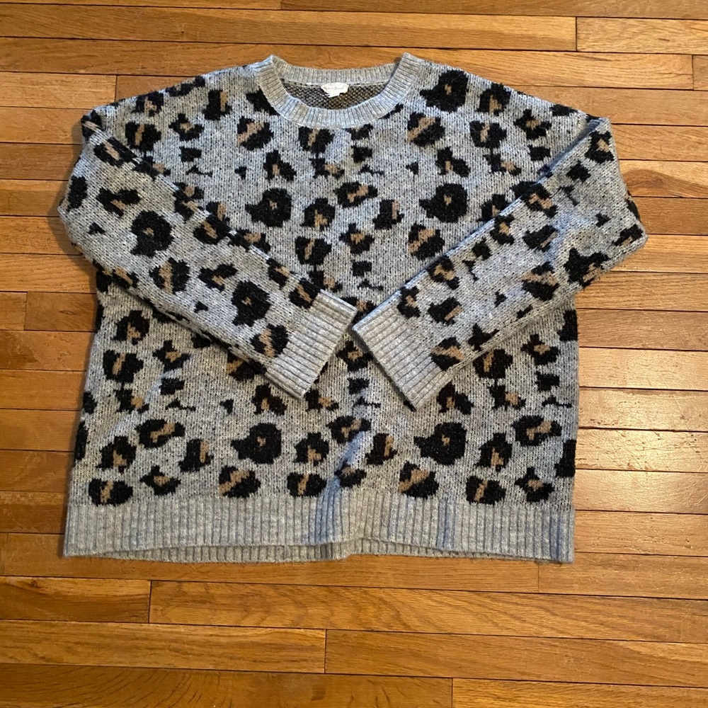 Leopard sweater